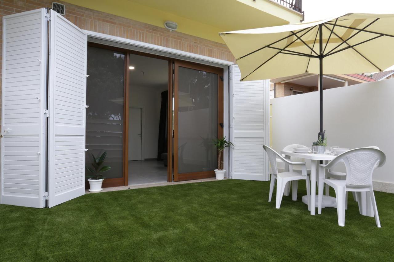 Novella Del Mar Prima Fila Dal Mare Vila Grottammare Exterior foto