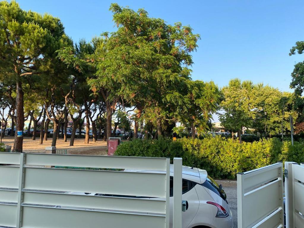 Novella Del Mar Prima Fila Dal Mare Vila Grottammare Exterior foto