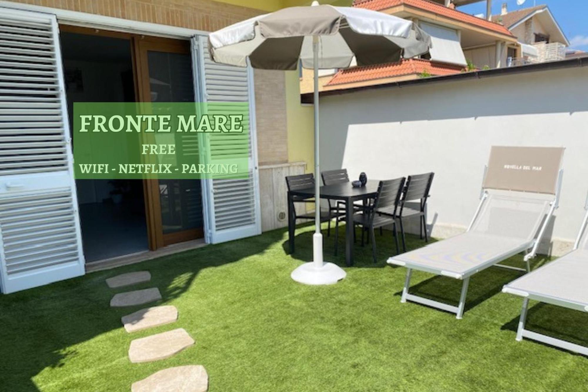 Novella Del Mar Prima Fila Dal Mare Vila Grottammare Exterior foto