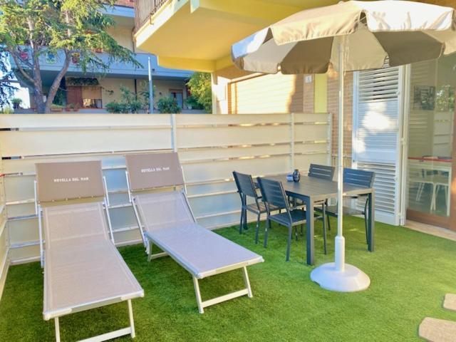 Novella Del Mar Prima Fila Dal Mare Vila Grottammare Exterior foto