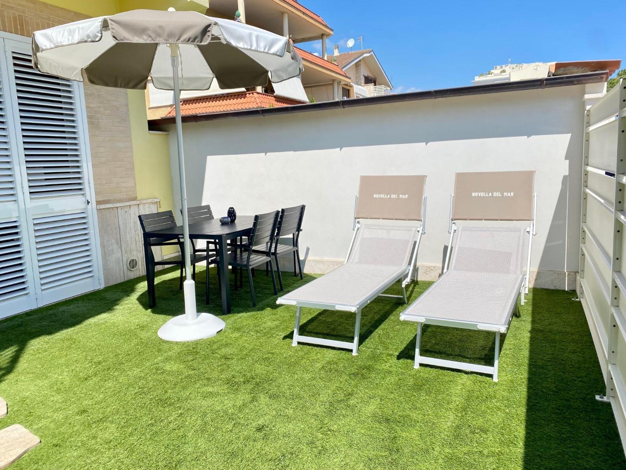 Novella Del Mar Prima Fila Dal Mare Vila Grottammare Exterior foto